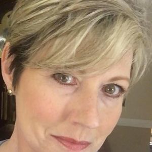 Meet your Posher, Michele